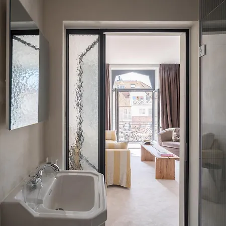 Apartament Cozy Getaway For 4 Near The